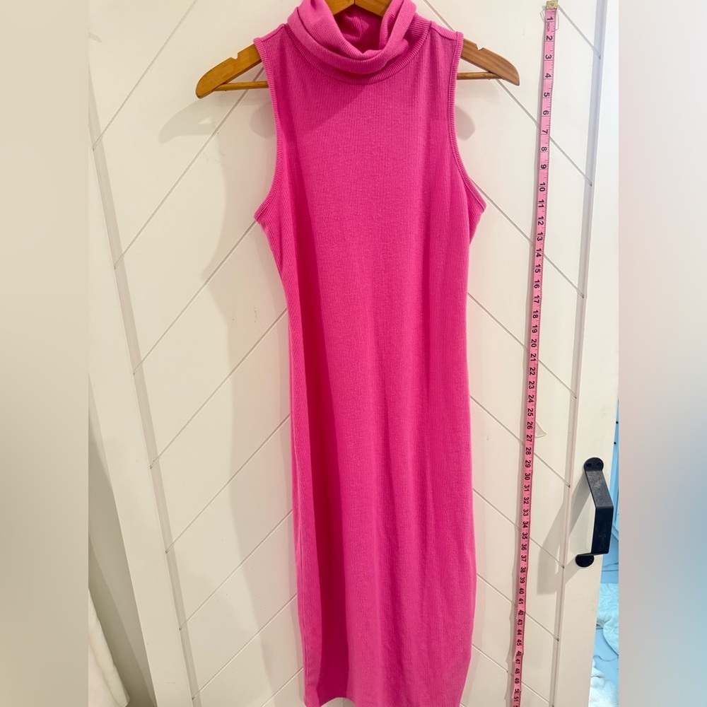 Pristine GB Gorgeous Pink Knit ribbed Maxi Dress Size: Large